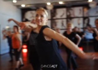 DanceAct Bailatino® treeningud täiskasvanutele